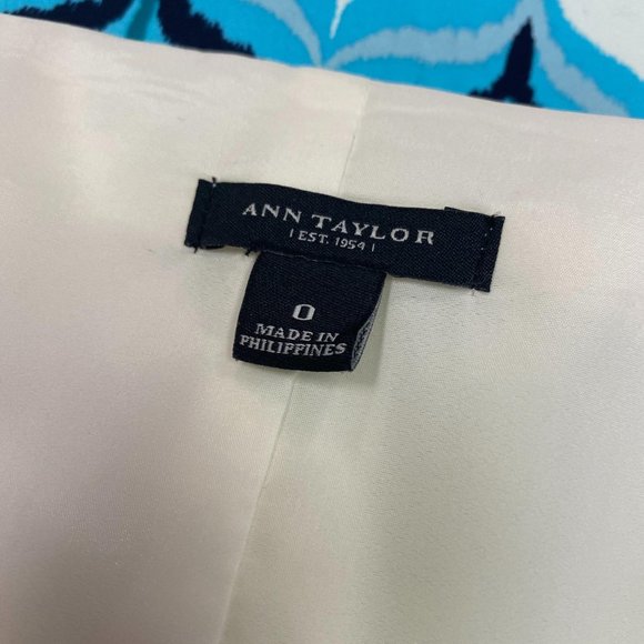 Ann Taylor Blue Cream Geometric Shift Tunic Dress - Picture 6 of 7